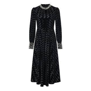 海青蓝 丝绒连衣裙女2025新款冬钉珠高端设计感时尚气质女装裙