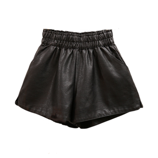 pu皮短裤女2025秋季新款宽松阔腿显瘦外穿百搭休闲黑色打底皮裤潮