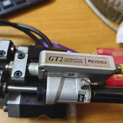 溢价-基恩士传感器GT2-A12L 实物图