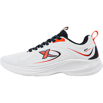 特步男鞋跑步鞋皮面防水运动鞋子