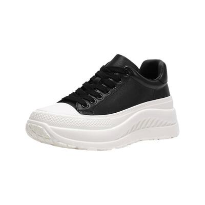 哈森真皮时尚休闲女鞋黑白拼色