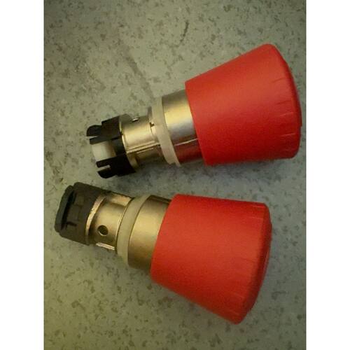 3SB3500-1HA20 西门zi 按钮全新未使用，原装