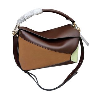 2024秋冬新款罗家牛皮磨砂皮巧克力色绿色拼接手提斜挎几何包百搭