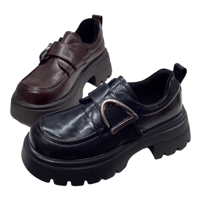 2025秋冬时尚加绒粗跟增高小皮鞋时尚厚底休闲乐福鞋女鞋她致百搭