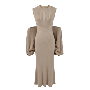 2025秋冬新品日系甜美四千金纯欲风灯笼袖披肩修身针织连衣裙套装