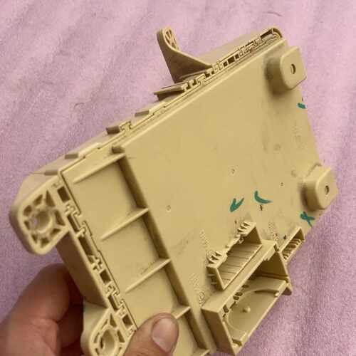 议价Hyundai Langdong 1.6 Automatic Interior Fuse Box 91950-4