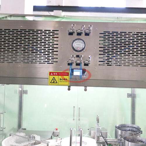 全自动西林瓶灌装机半加塞灌装压盖机化妆品高速拧盖灌装机