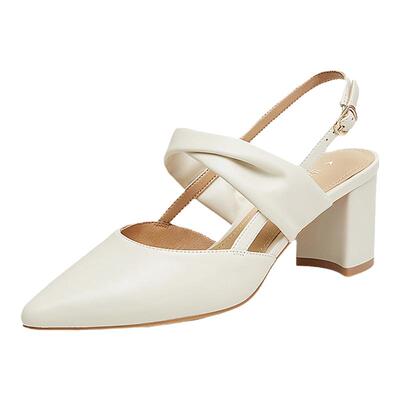 百思图夏季商场新款尖头粗跟玛丽珍高跟鞋后空女凉鞋RUF35BH4