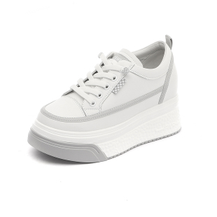 厚底内增高小白鞋女8cm春秋款女鞋真皮百搭松糕休闲板鞋简约时尚