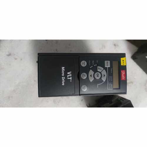 丹佛斯变频器FC051P1K5T4E1.5KW95新