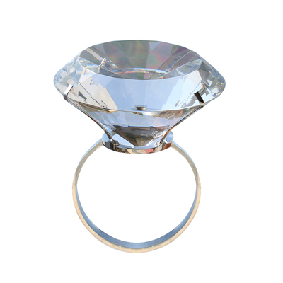 仿真水晶戒指搞笑生日礼物