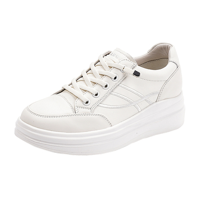 哈森时尚舒适平底休闲板鞋