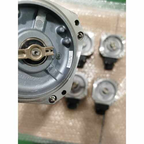 议价三菱伺服编码器 OSA18-A21 配 HF-SE52B  HF-SE102B 设备 议