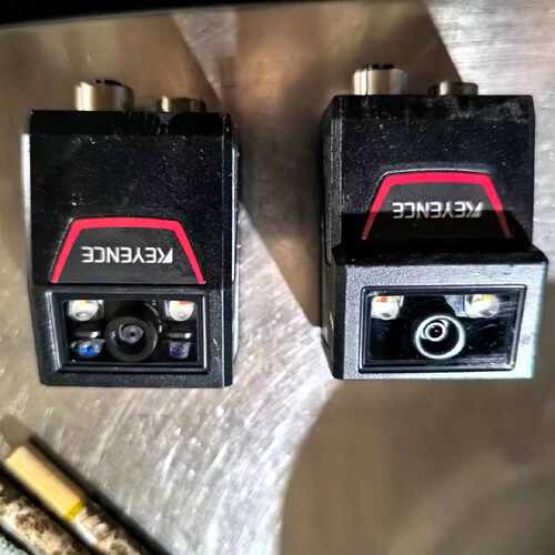 溢价-基恩士KEYENCE SR-750 ，SR-752固定式读码