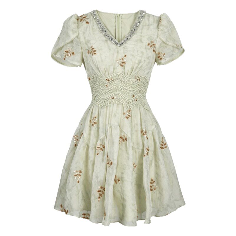 法式仙气V领钉钻连衣裙