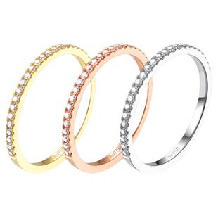 18K玫瑰金莫桑石女百搭小排钻戒指纯银时尚叠带百搭半圈日常尾戒