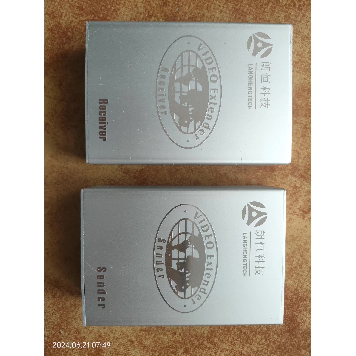 议价-朗恒科技USB-2103,两个成色如图,无配件,,售