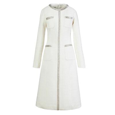 小香风米色连身裙直筒裙