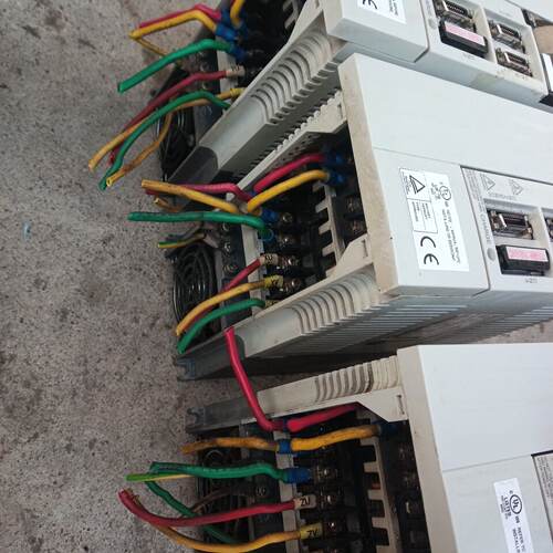 议价Mitsubishi Servo Driver Mds-B-Svj2-20 Motor Ha100nc适用