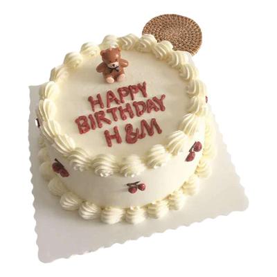 小熊韩国ins卡通装扮蜡烛蛋糕