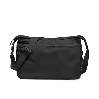 双口袋扩容-大容量单肩斜挎包