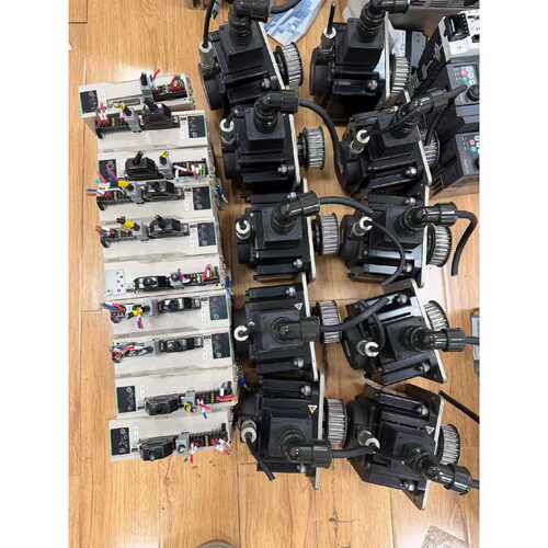 议价SVX2EA100AA SVX2MM100AN2LN维修