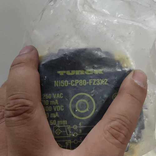 溢价-图尔克接近开关50-CP80-FZ3X2  带线缆  未