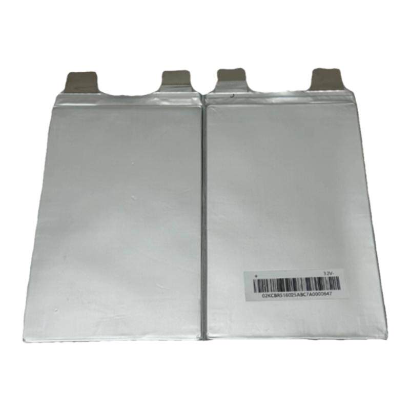 全新磷酸铁锂3.2V25AH30AH大容量单体软包电动车48V60V70动力电芯