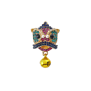 新款国潮醒狮胸针精致可爱合金满钻铃铛新年服装配饰别针胸花批发