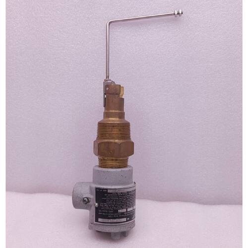 W E Anderson Flotect L4TOPAT S686386 Float Switch 125250VAC