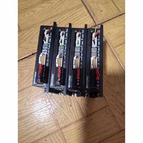 询价MOONS'鸣志驱动器MSSTB05-R，有4个，先到先得