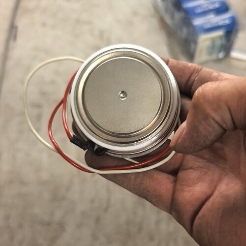 议价KP1000A可控硅晶闸管，库房回来的，有多个，标价单个价