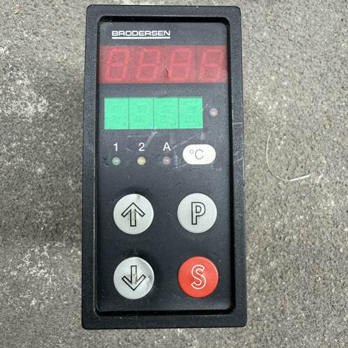 【请询价】RODERSEN UDC-35 控制器，拆机，功能不清