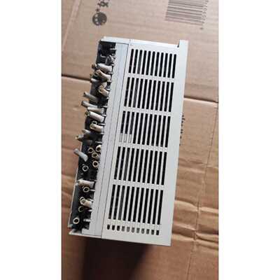 议价三菱PLCFX3GA60MTCM拆机包好实物图外维修