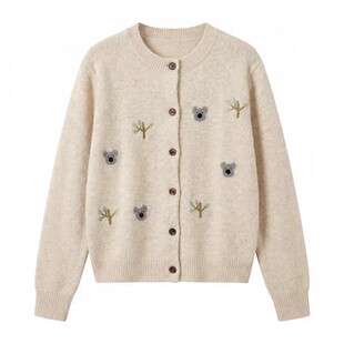 2026春节新款温柔韩系风圆领纽扣开衫女刺绣针织衫外套毛衣上衣