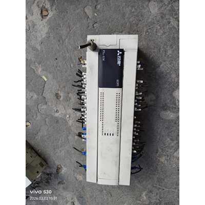 议价三菱PLCFX3U80MTESA正品拆机不包邮维修