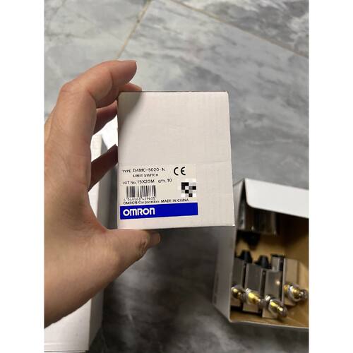 全新原装正品D4MC-5020-N        21个