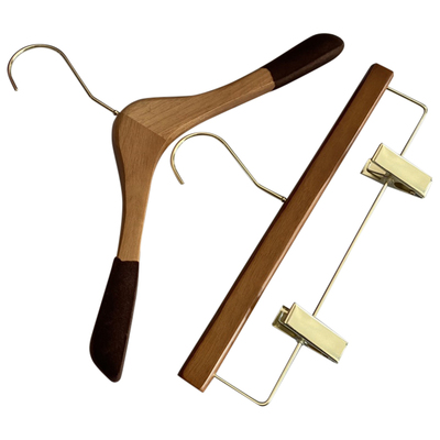 植绒防滑胡桃色实木衣架好看好用