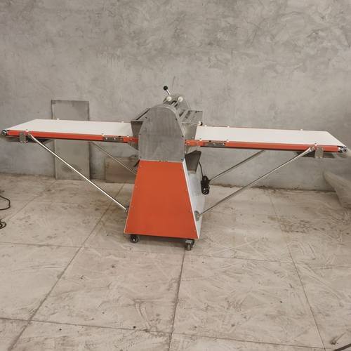 商用压面起酥机自动撒粉卷面开酥机 重复压面起酥机不锈钢起酥机