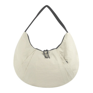 谦侣 女饺子包高级感月牙包Pleated健身包出行百搭超轻单肩牛角包