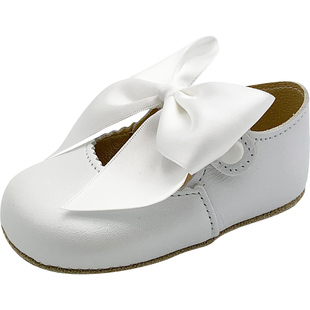 Early Days软底宝宝婴儿室内女童皇室公主蝴蝶结真皮学步前鞋