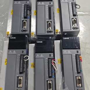 溢价-信捷伺服驱动器DS5L-22P3-PTA，三相输入2.3KW