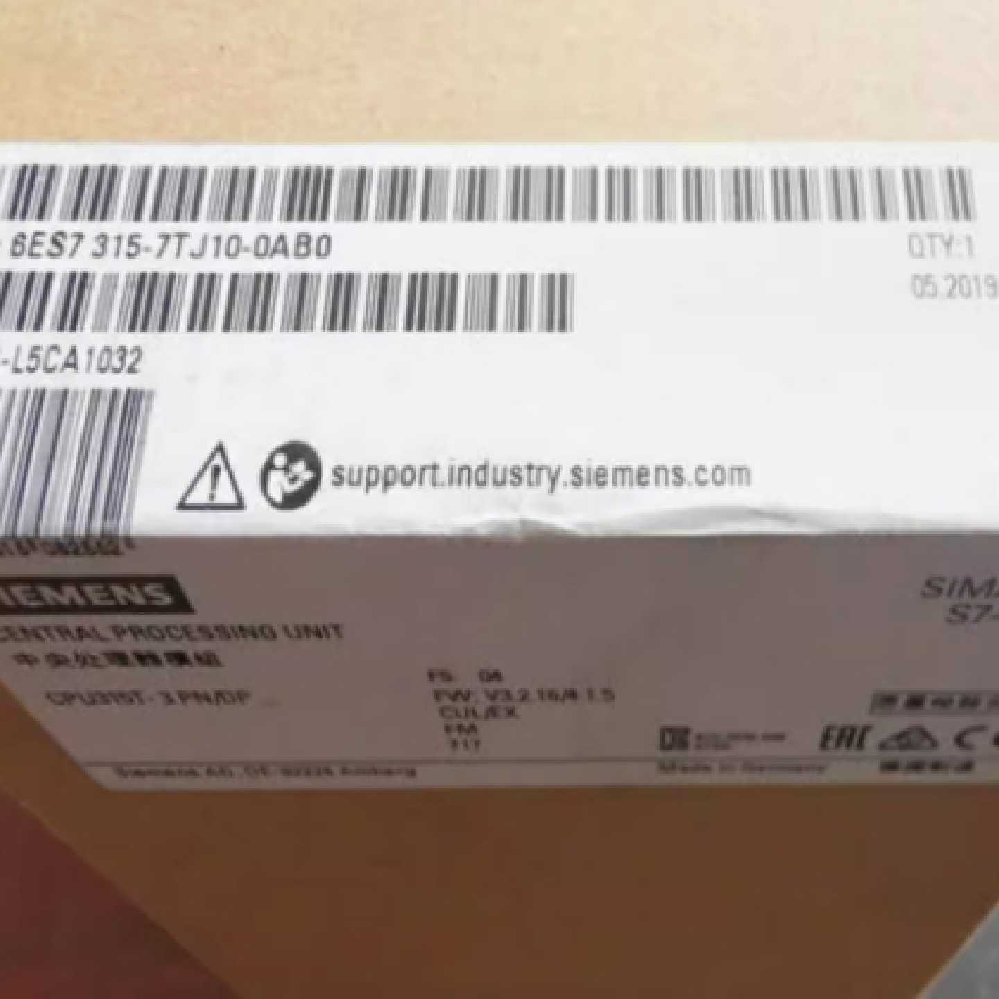议价西门子6ES79538LG310AA0S7300CPU微型存储卡6ES7953-8LG31-0A