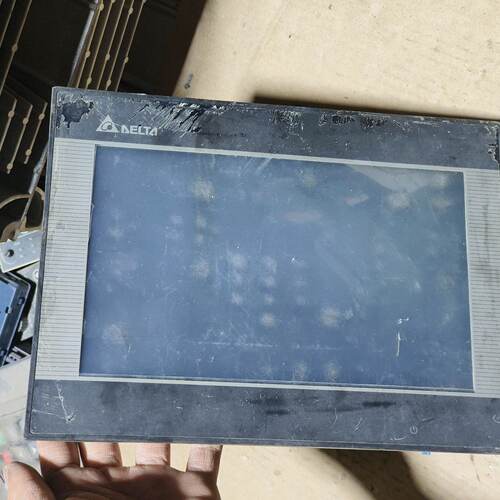 台达触摸屏DOP-B10S411 图片实物拍摄，议价商品