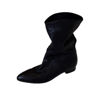 法式复古尖头高级感短靴女2025年秋冬新款宽筒显瘦简约中筒骑士靴