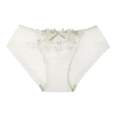 优丽娜娜花卉刺绣牛奶丝内裤