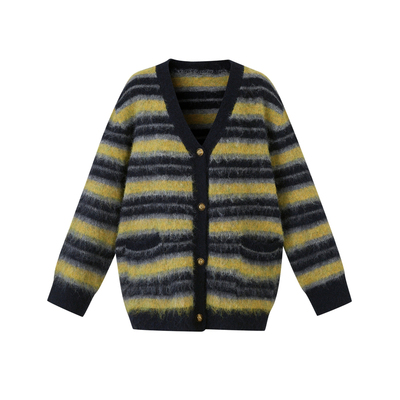 慵懒风撞色条纹马海毛开衫