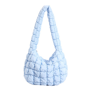 韩国新款女小众云朵托特包羽绒软绵绵褶皱单肩包高级斜挎包饺子包