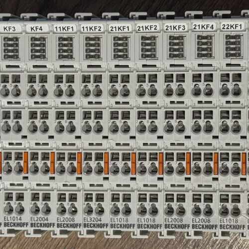 BECKOFF EK1100 EK1100 mit 13 Modulen EL3204 EL2008 EL1018 EL