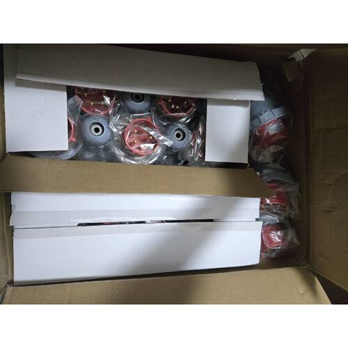 在线议价CEIRSIEC工业插头RS0252全新一箱配套